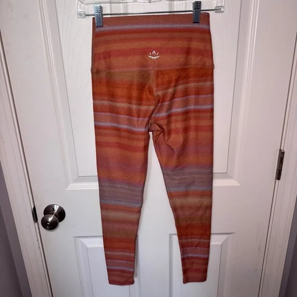 Beyond Yoga Soft Mark High Waisted Midi Legging - Ombre Stripe - Picture 5 of 11